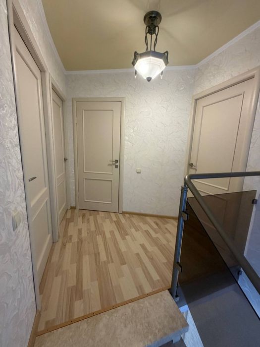 Будинок 13 станція Фонтану