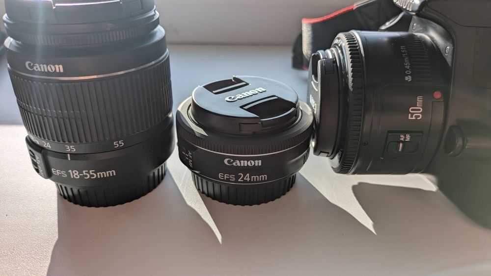 Продам фотоапарат Canon EOS 1100D