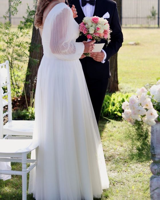 Suknia ślubna z długim rękawem M/L