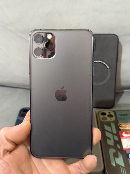 iPhone 11 Pro Max 128GB - muito bom estado