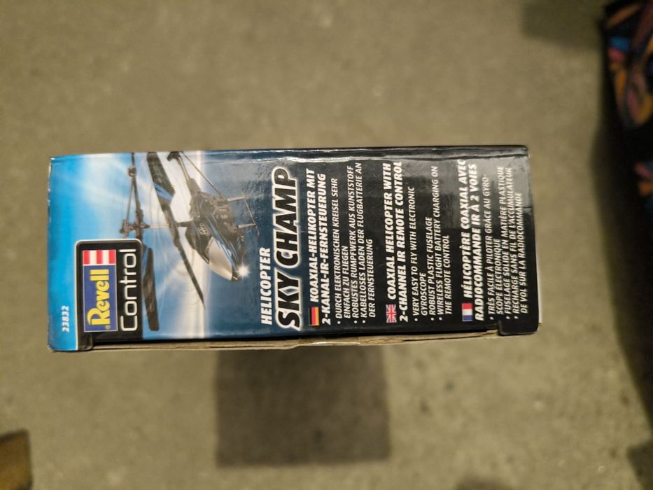 Helicóptero Telecomandado REVELL Sky Fun