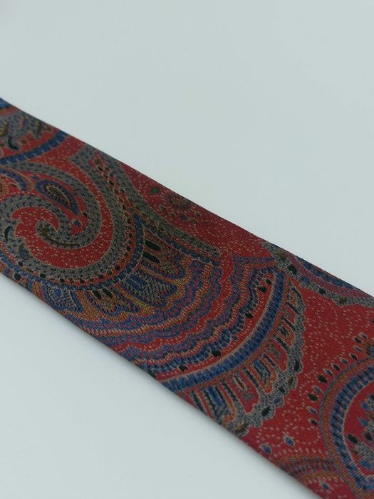 Pierre Cardin czerwony jedwabny krawat paisley maj94