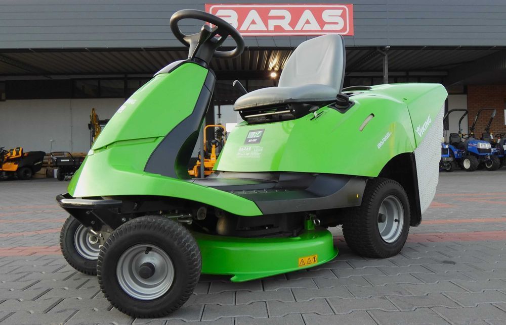 Traktorek kosiarka Viking R4 MR4082 Briggs&Stratton (181002.4) - Baras