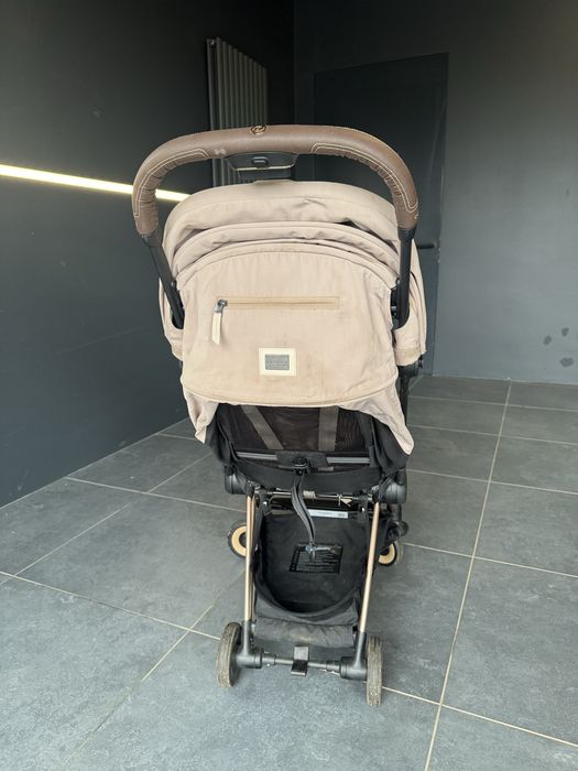 Wózek spacerowy Cybex Coya – lekki, składany, beżowy