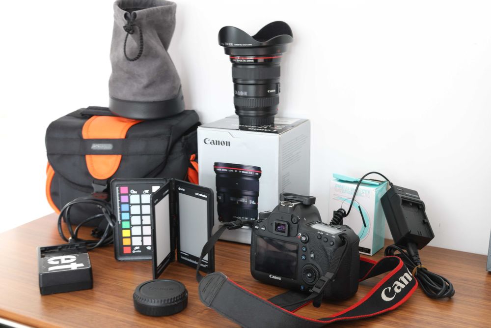 Zestaw: Canon 6D + EF 17-45 4 + EF 50 1.8 + Dodatki