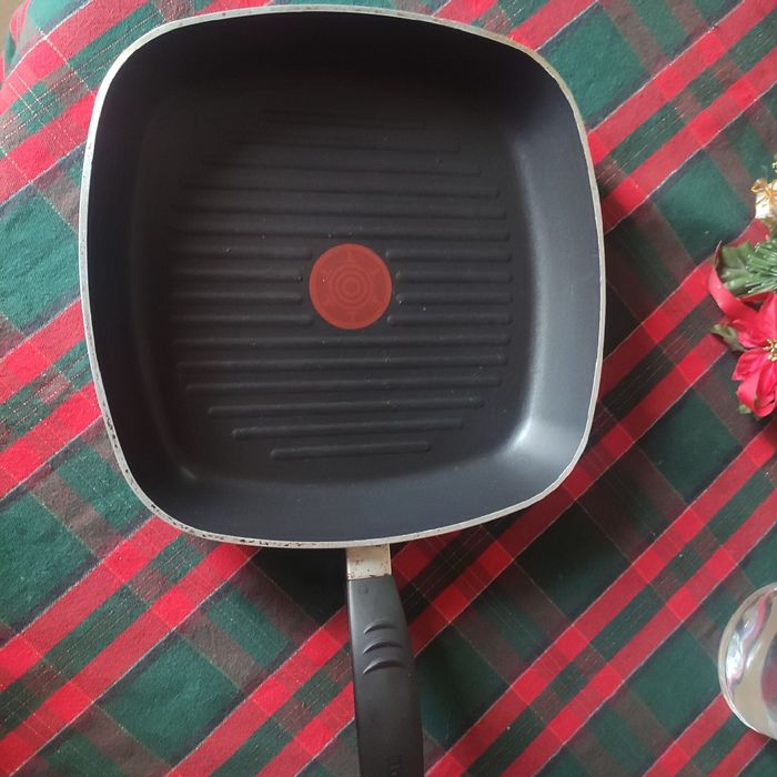 Panela inox, grelha e frigideira