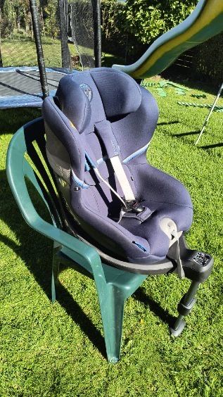 Obrotowy fotelik Cybex Sirona i-Size (61-105 cm) z Isofix  - jak nowy