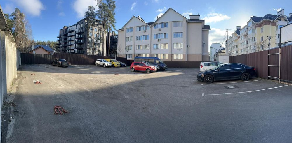 Сдам в оренду парко-місце