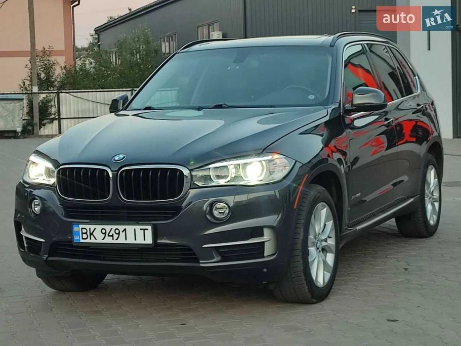 Автомобіль BMW X5 2016