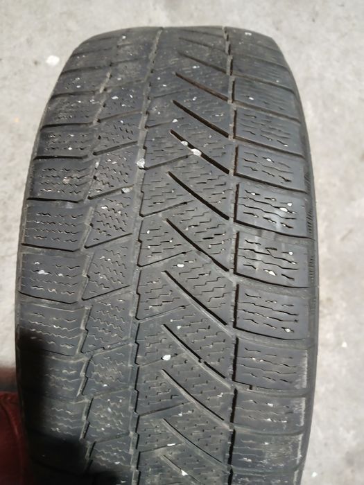 Opony zimowe na sprzedaż