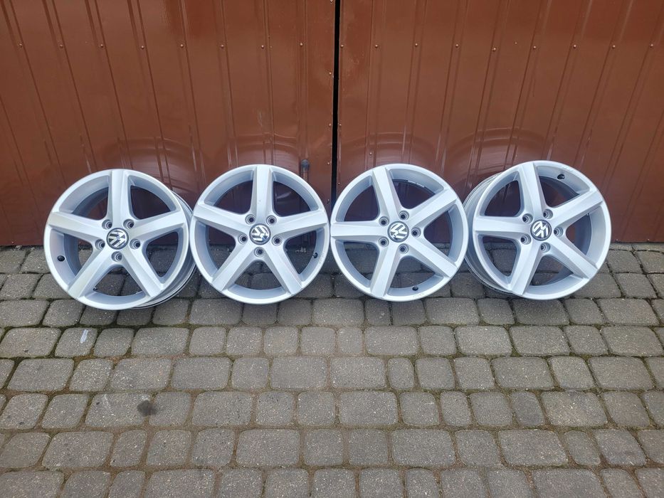 Felgi aluminiowe R 16  VW   Orginał