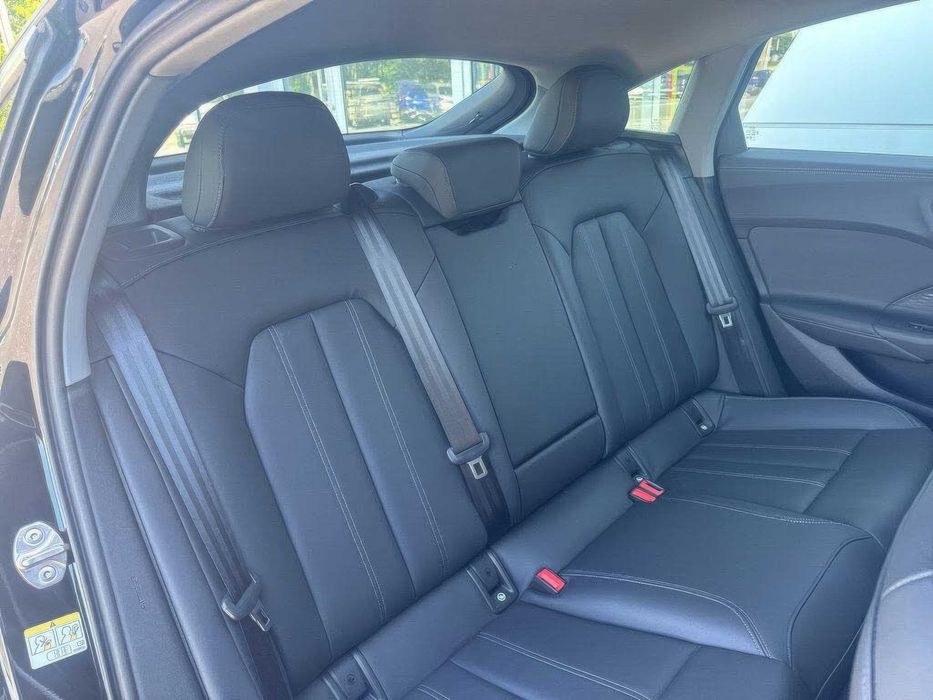 Audi A5      2024