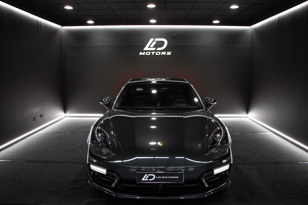 Porsche Panamera Sport Turismo Turbo 4.0 V8 550 CV Ano 2018