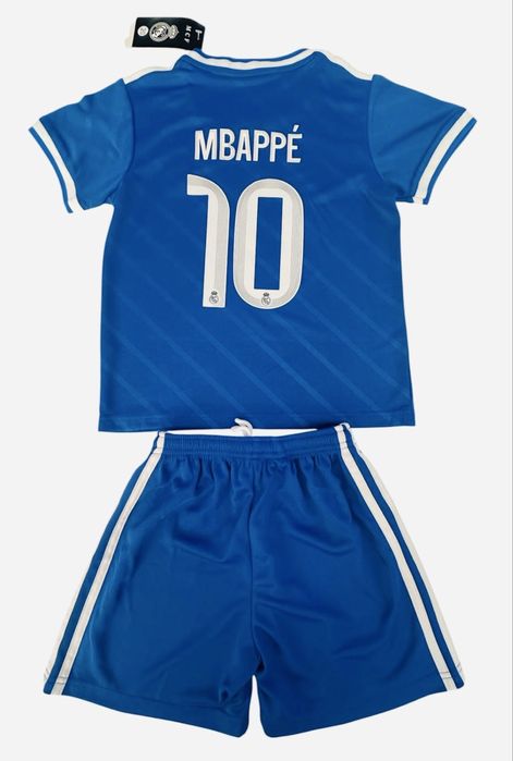 Форма футбольная детская Килиан Мбаппе Mbappe №10 "Реал Мадрид" Новый сезон 2026. Топ качество! Вышитые логотипы! Футболка и шорты!