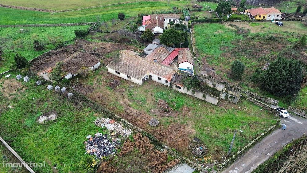 Moradia T0 para venda