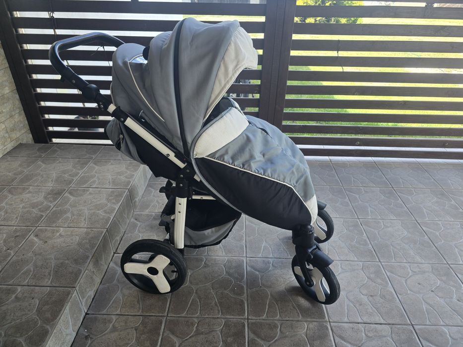 Wózek spacerowy camarelo elf