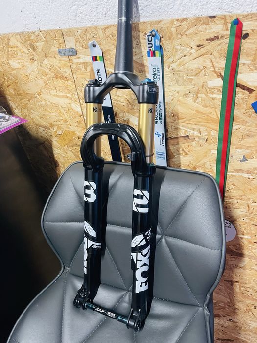 FOX 32 SC Factory 29”