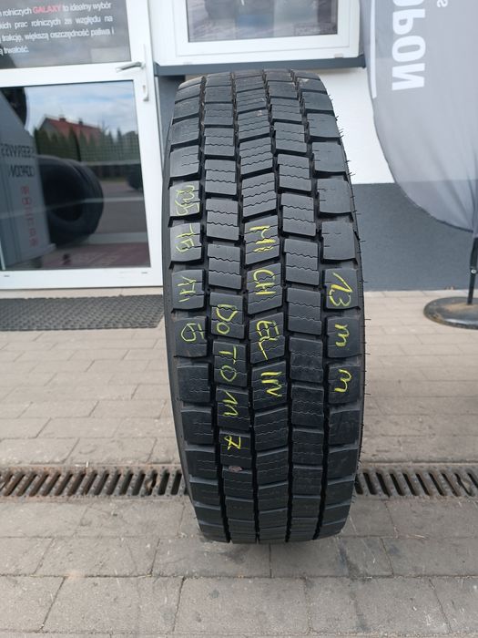 235/75R17.5 Michelin XDE2