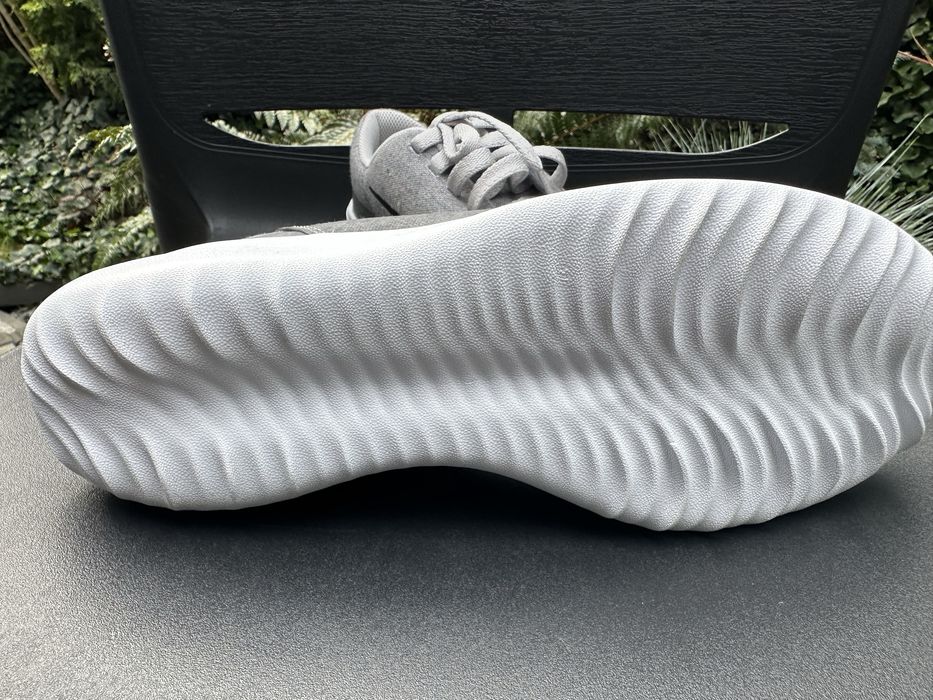 Adidasy r. 38 NIKE materiał NOWE