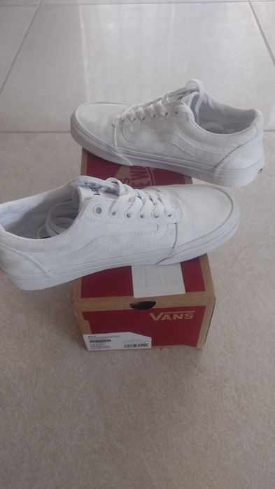 Buty damskie Vans Ward roz 36.5 Białe
