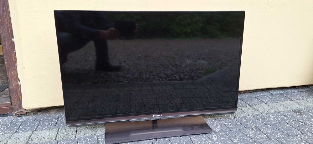 Uszkodzony TV Philips