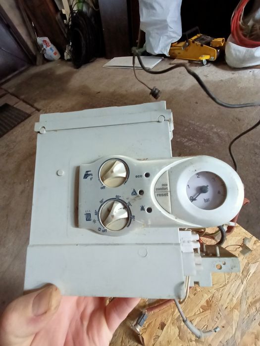 Запчасти к газовому котлу Феролли.