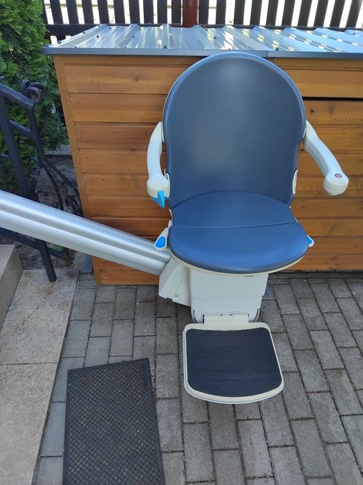 Sprzedam  windę krzesełko