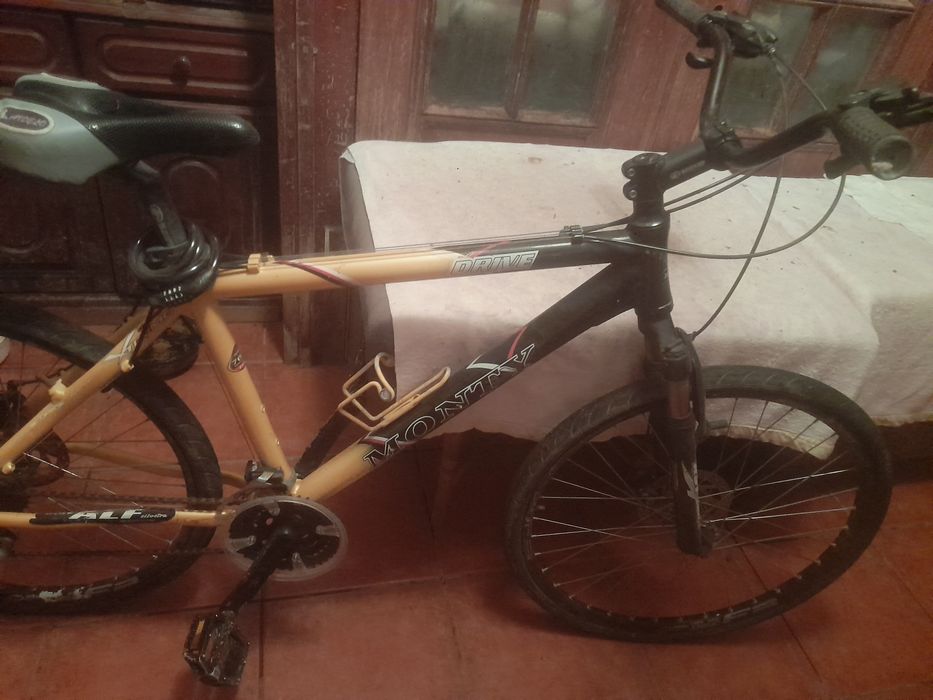 Bicicleta Monty Drive
