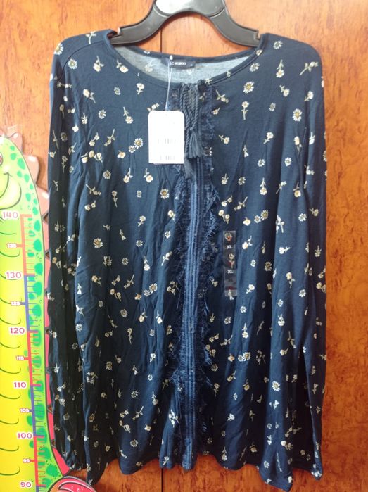 Кофточка жіноча фірма Вайкікі