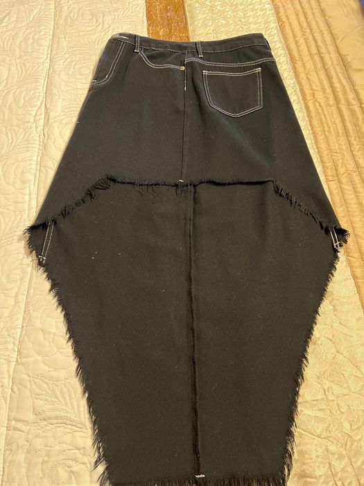 Mini saia de ganga sarjada, efeito calça de um lado