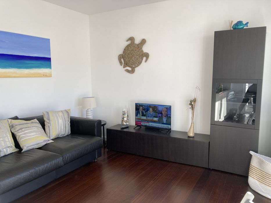 Apartamento T1 - 2ª Linha da praia c/garagem WI-FI
