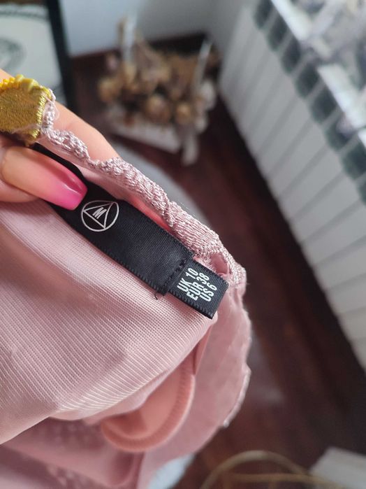 Sukienka pudrowa koronka wesele impreza okazja