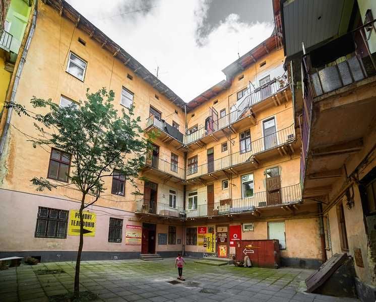 Сучасна 1-к квартира біля Оперного театру (7 хв пішки)