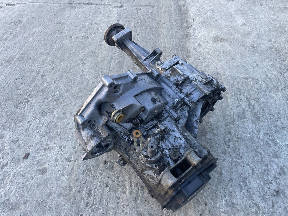 Коробка перемикання передач КПП Volkswagen T4 1.9