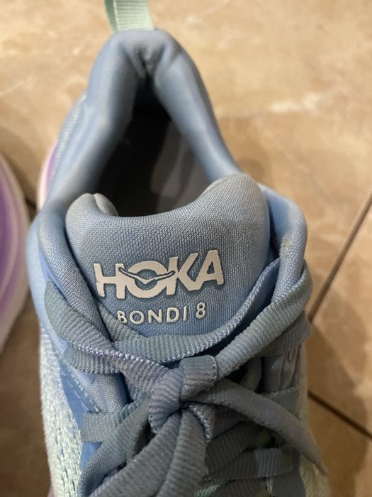 Кросівки Hoka Bonbl 8