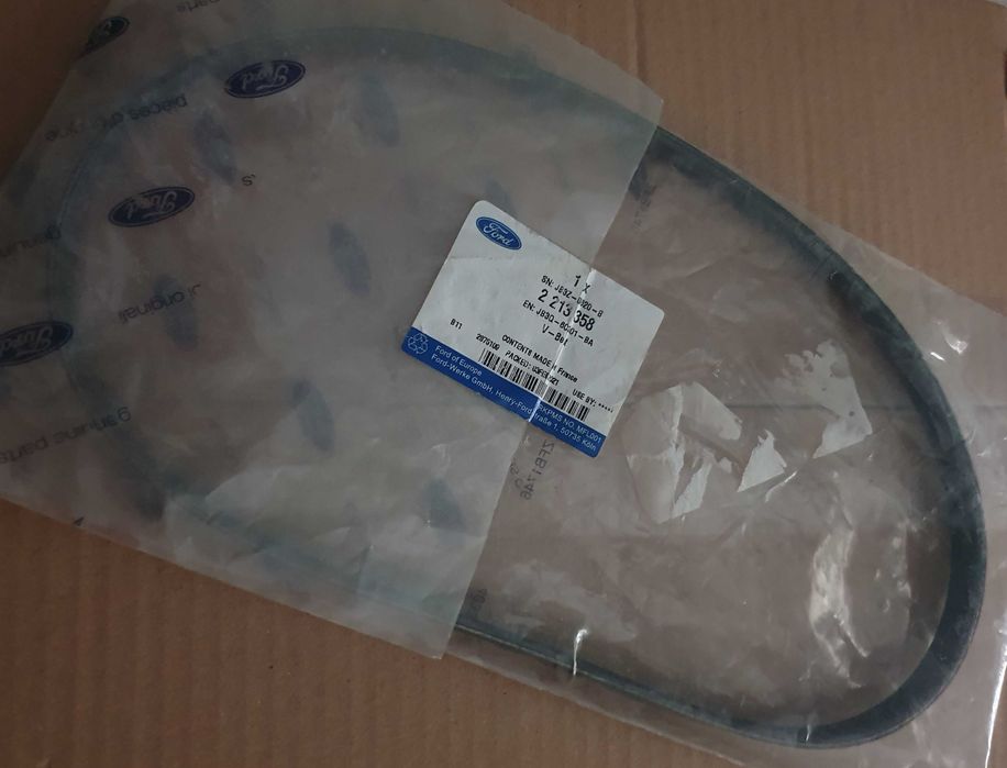 Zestaw z garażowej wyprzedaży – komplet jak na zdjęciu