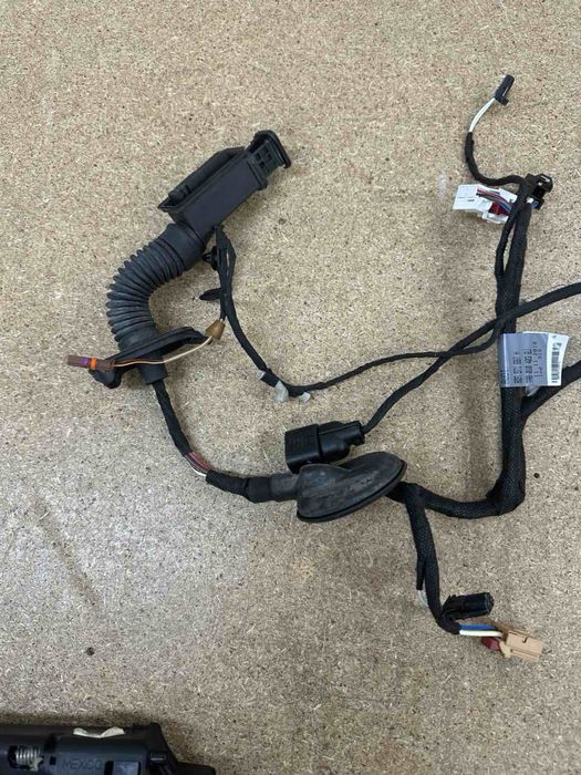 Проводка до дверки задньої ауді q5