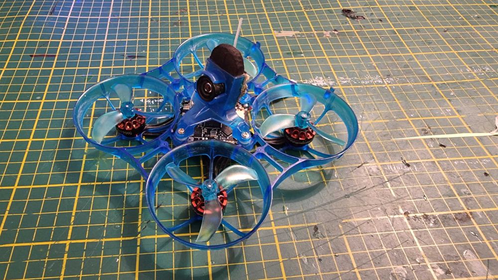 Tinywhoop 1s NBD Cockroach Dron FPV