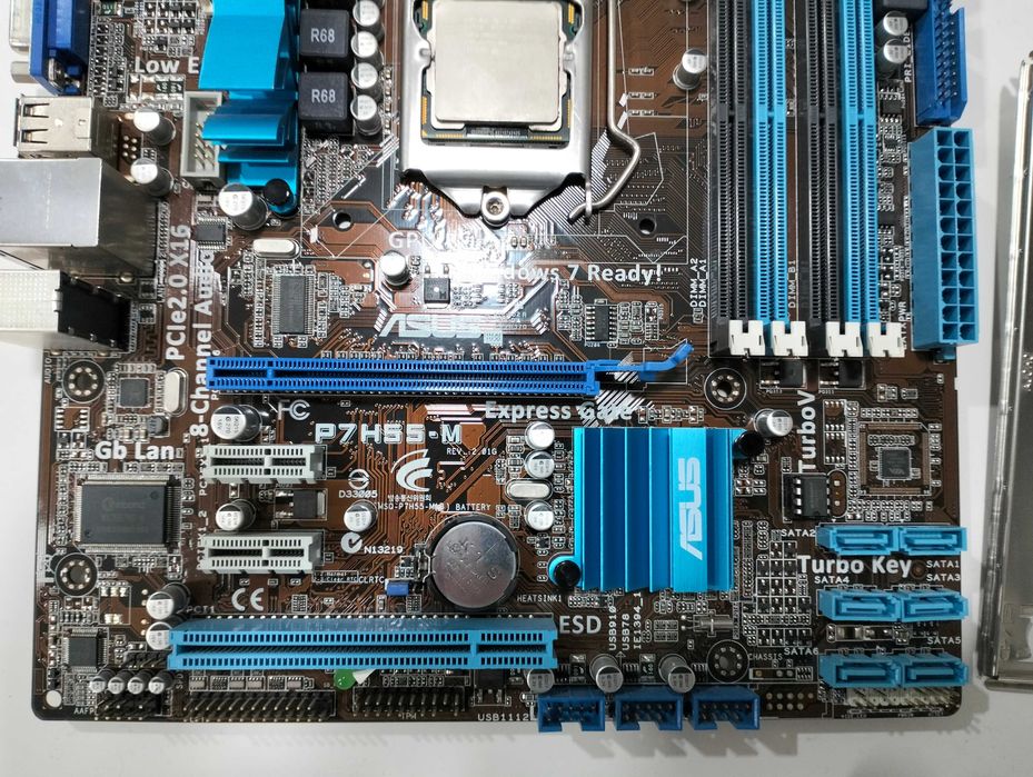 Motherboard ASUS P7H55-M funcional