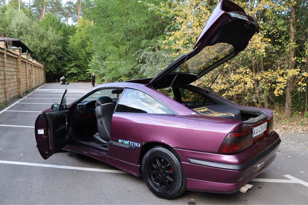 Продам Opel Calibra