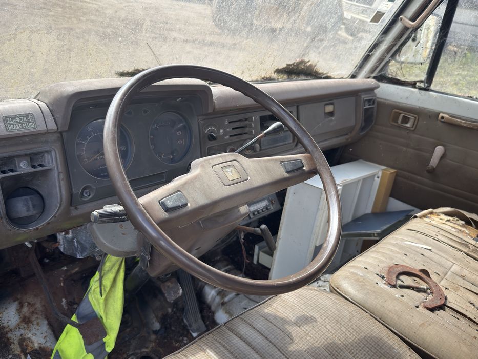 TOYOTA DINA BU 30 PARA VENDA DE PEÇAS