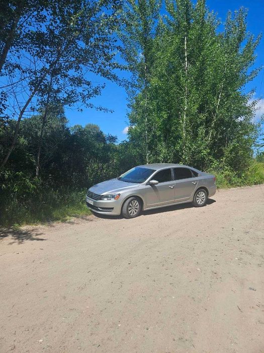 Продаю Volkswagen Passat B7 2011р 2,5л Автомат пишіть на Вабер або дзвоніть