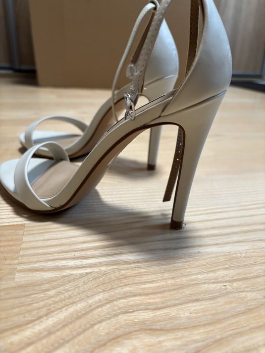 Sandały na szpilce Steve Madden