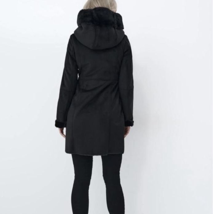 Искусственная дубленка Mohito, р-р 36