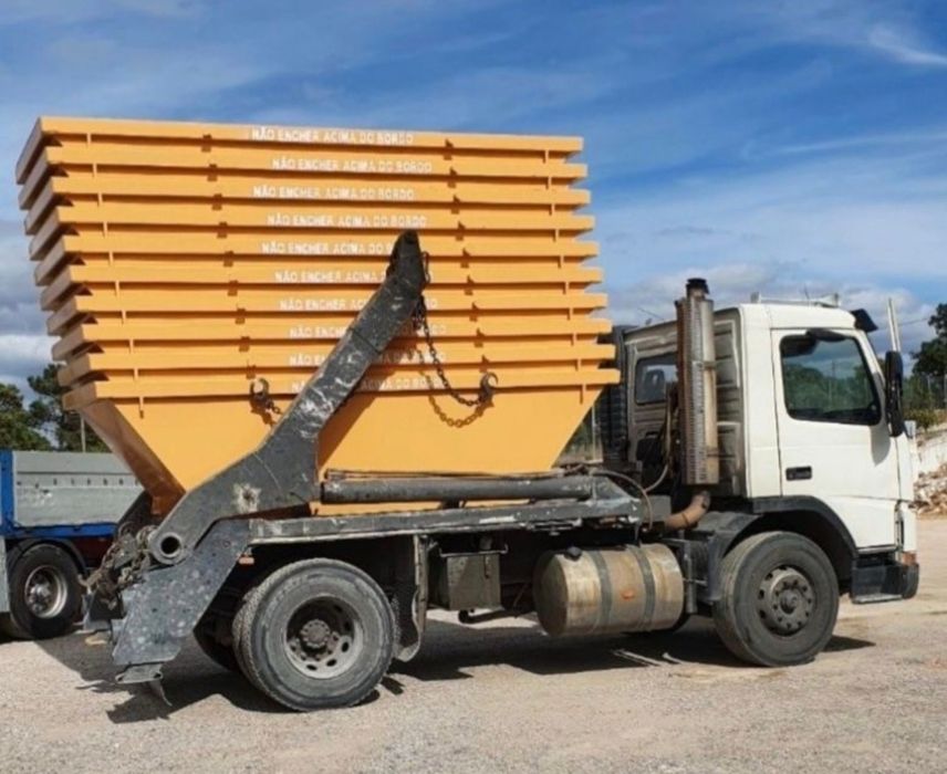 CONTENTORES para resíduos de obras e lixo misturado ou em separado