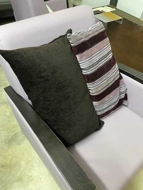 Poltrona/Cadeirão (Oportunidade)