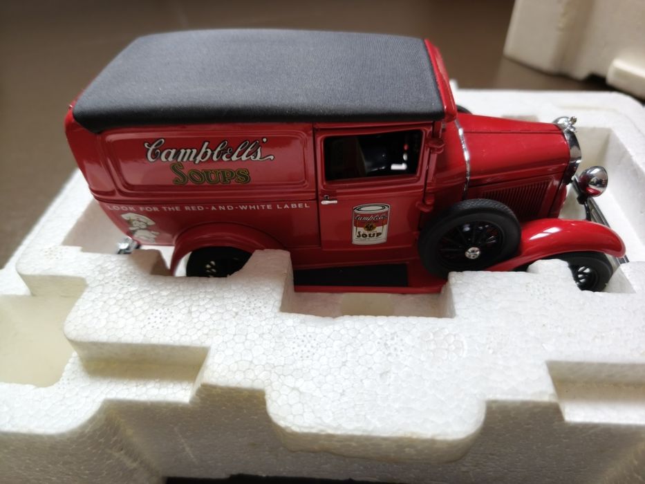 Ford Panel Delivery 1:24