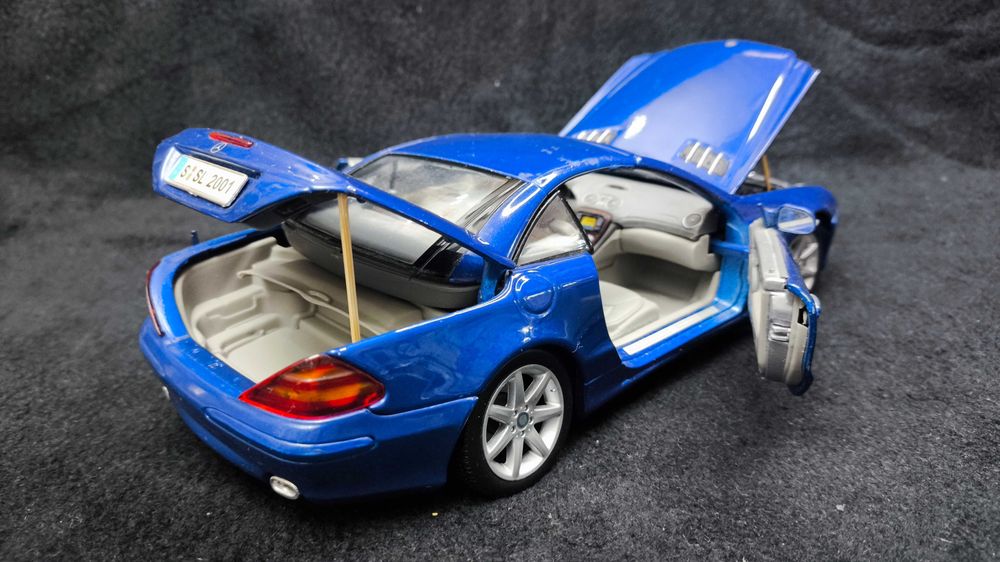 Модель авто 1.18 Mercedes-Benz SL-Class (Maisto, Thailand, Blue, Coupe)