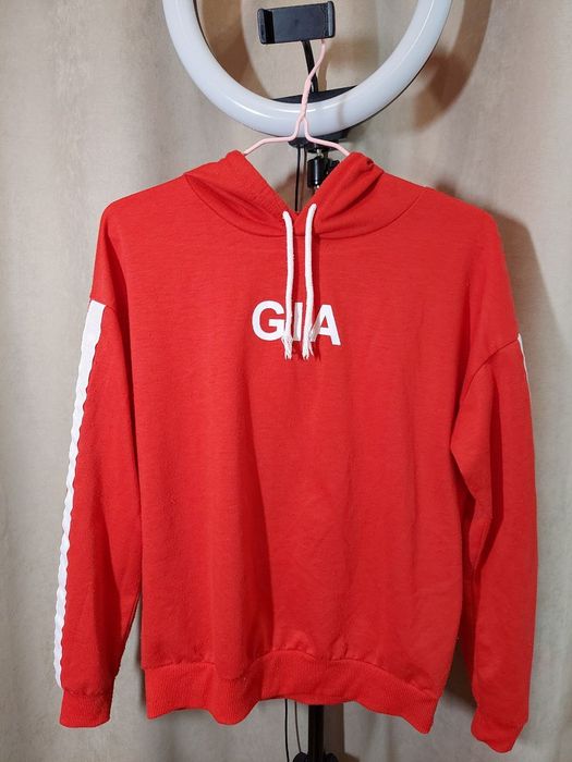 Продам костюм GIA