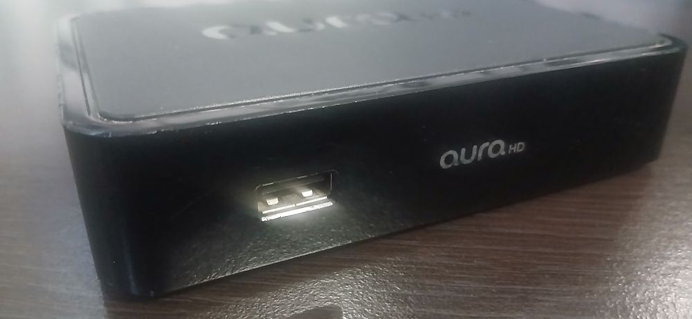IP-tv приставка AURA HD